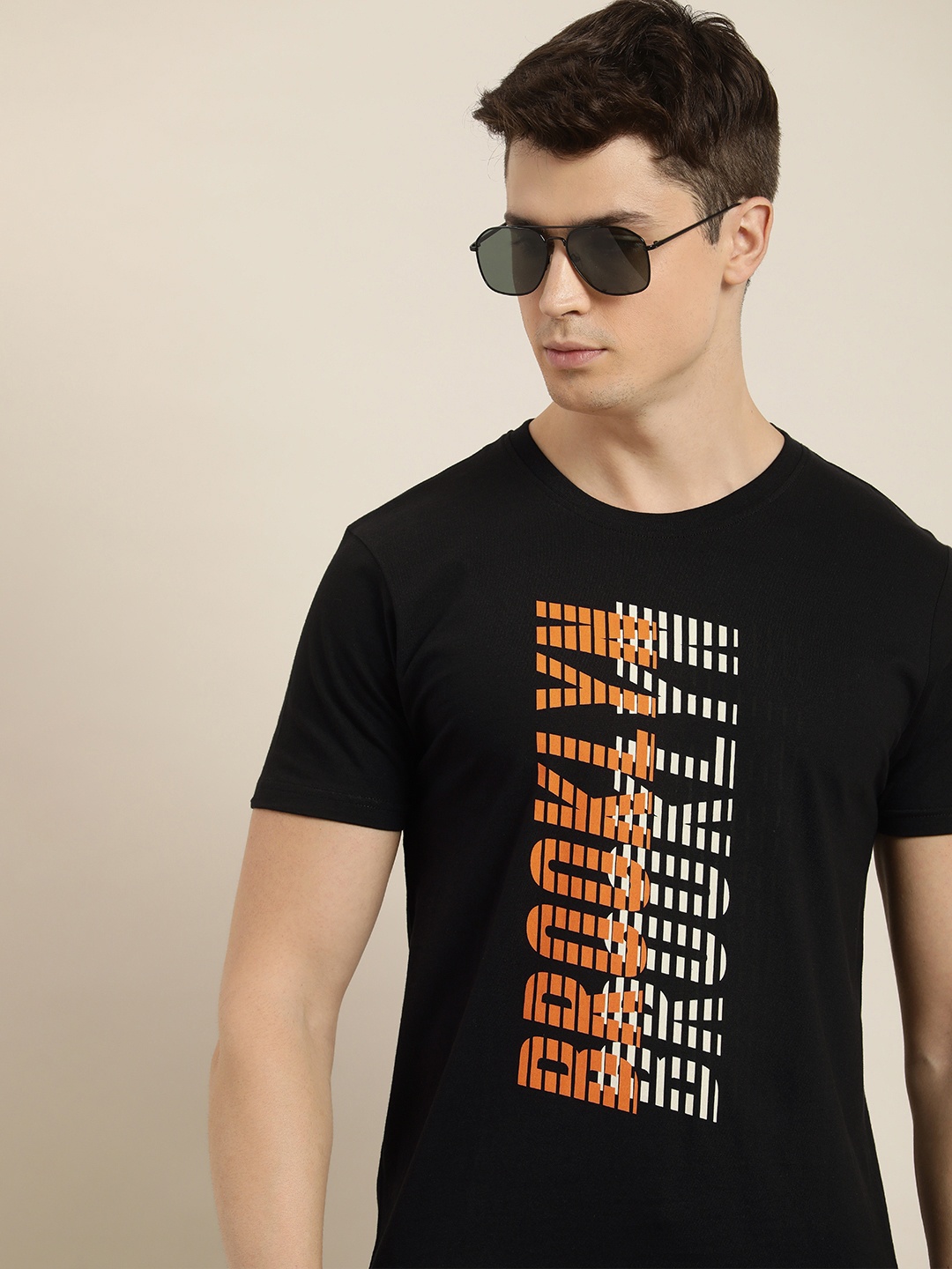 

Moda Rapido Men Black Typography Printed Pure Cotton T-shirt