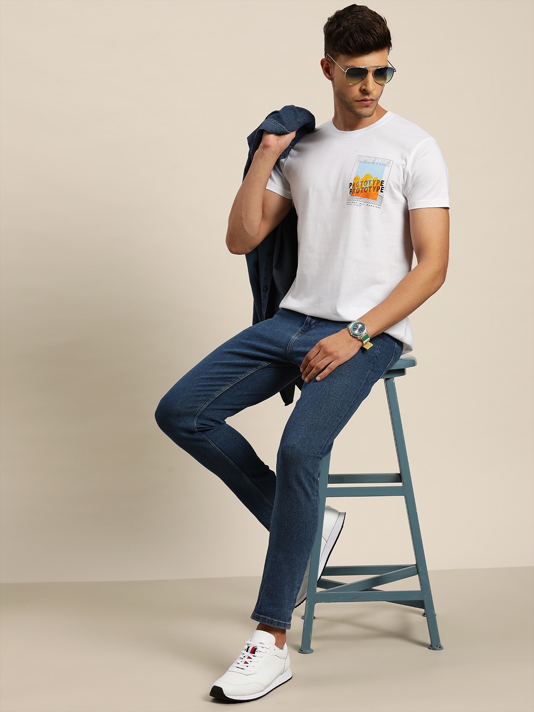

Moda Rapido Men White Typography Printed Pure Cotton T-shirt