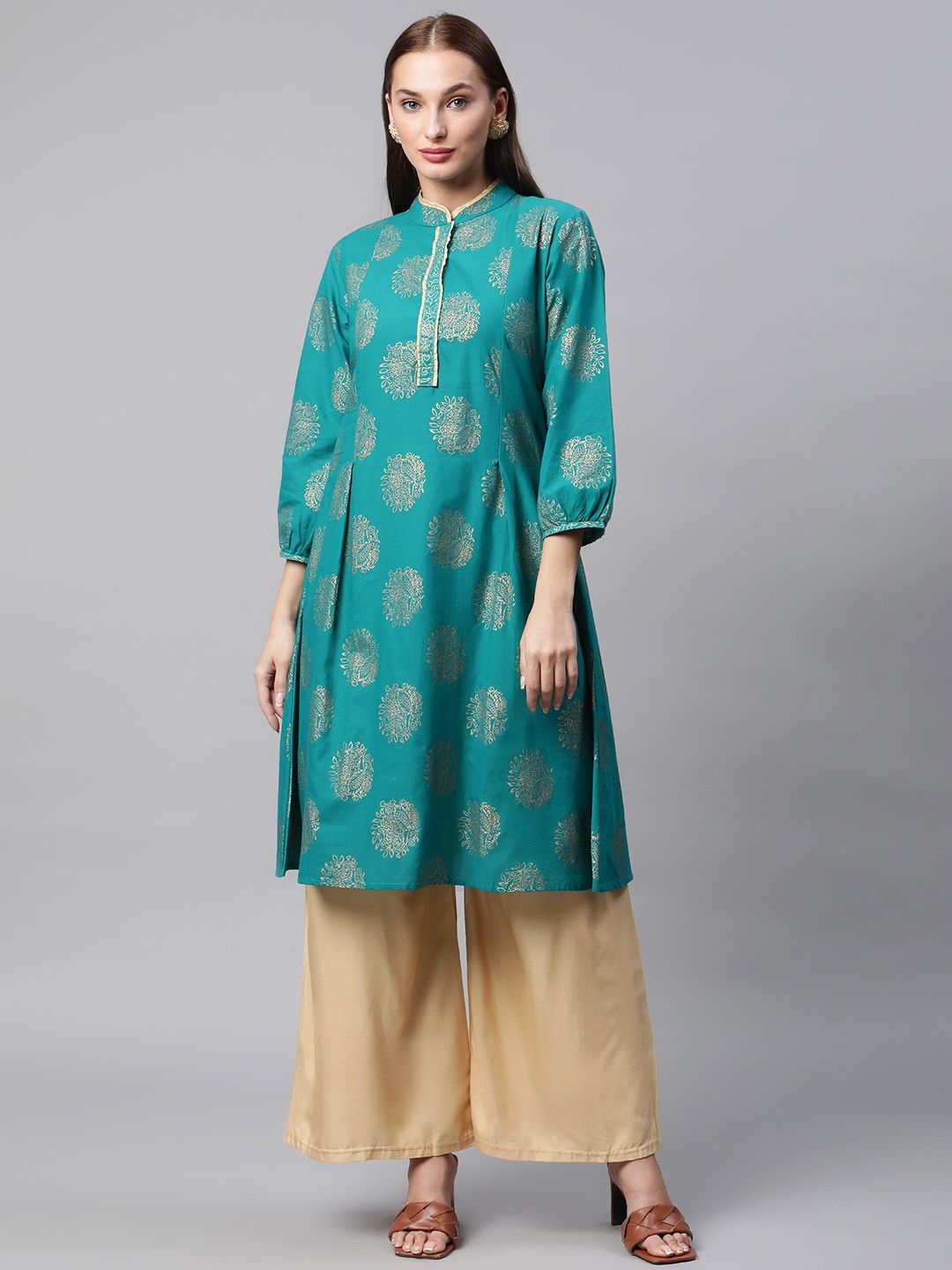 

IRIDAA JAIPUR Women Green & Gold-Toned Ethnic Motifs Printed Kantha Work Kurta