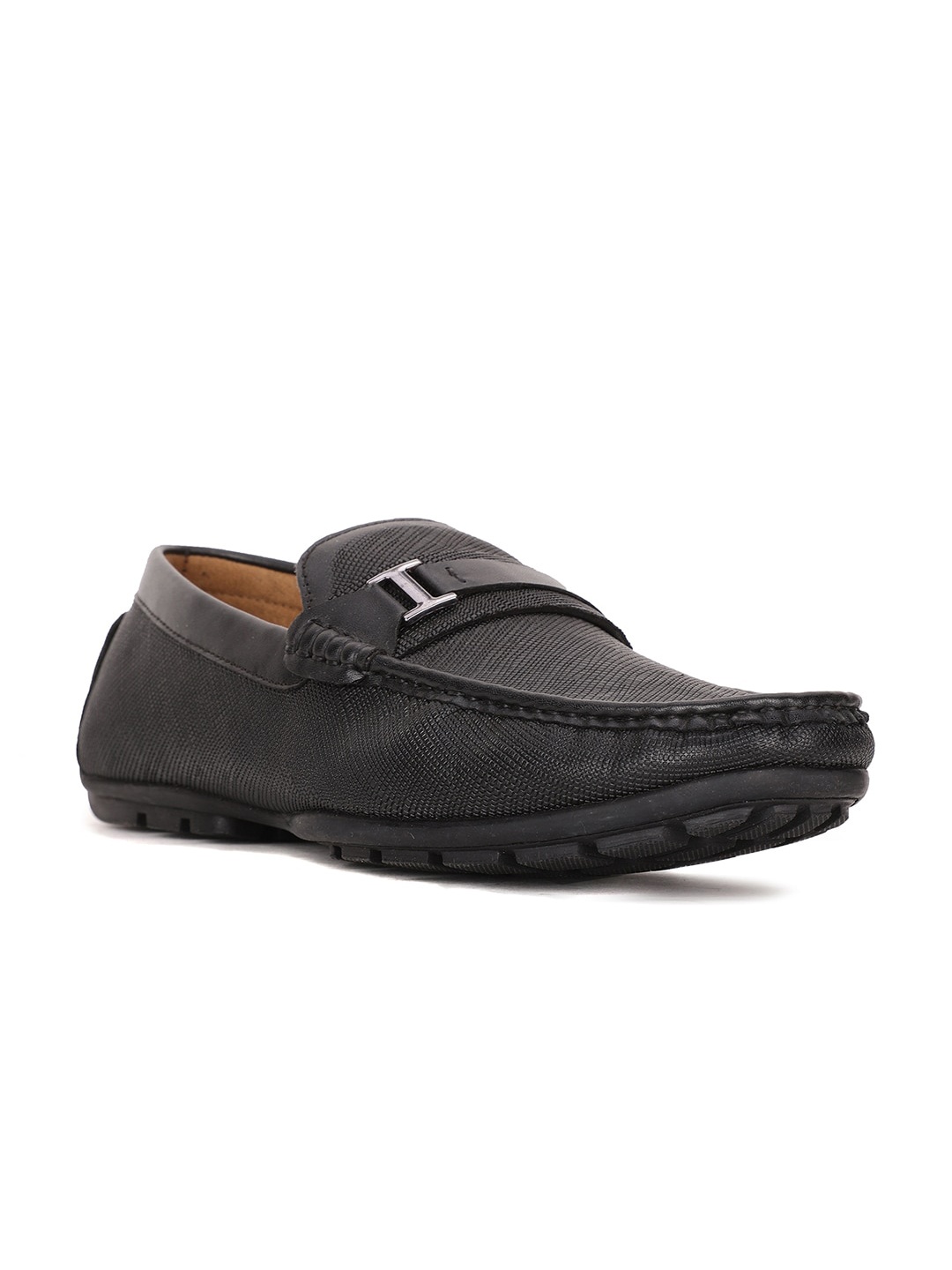 

Bata Men Black Solid Loafers
