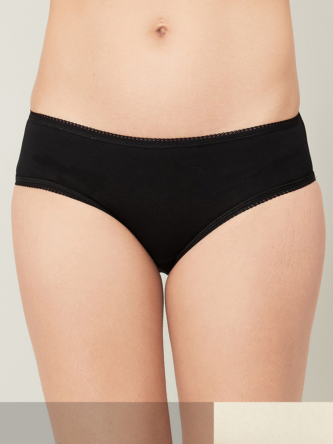 

Ginger by Lifestyle Women Beige & Black Pack of 2 Solid Briefs 62082990