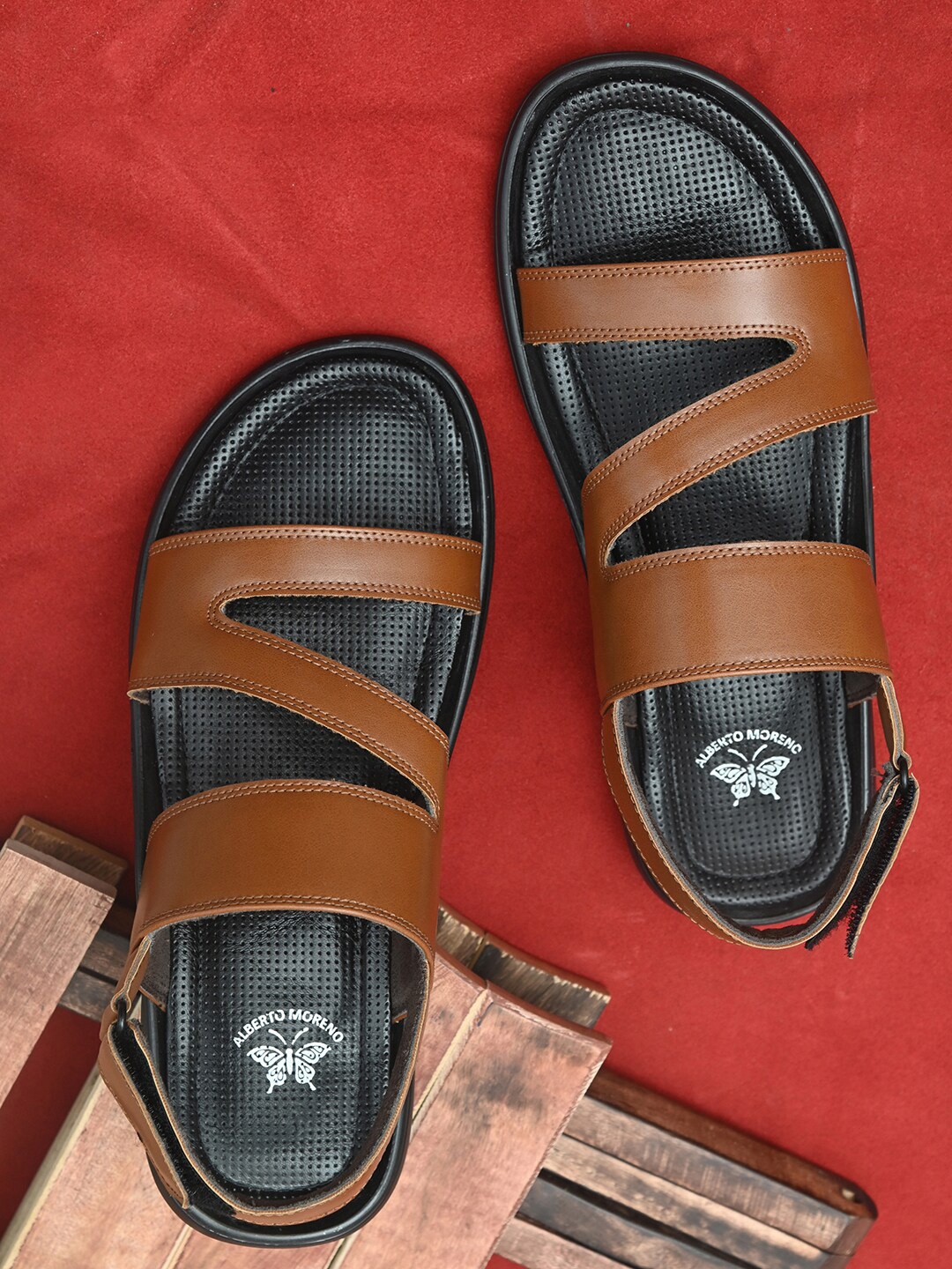 

ALBERTO MORENO Men Tan Ethnic Comfort Sandals