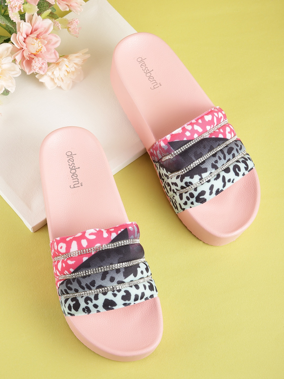 

DressBerry Women Green & Pink Leopard Print Heeled Sliders