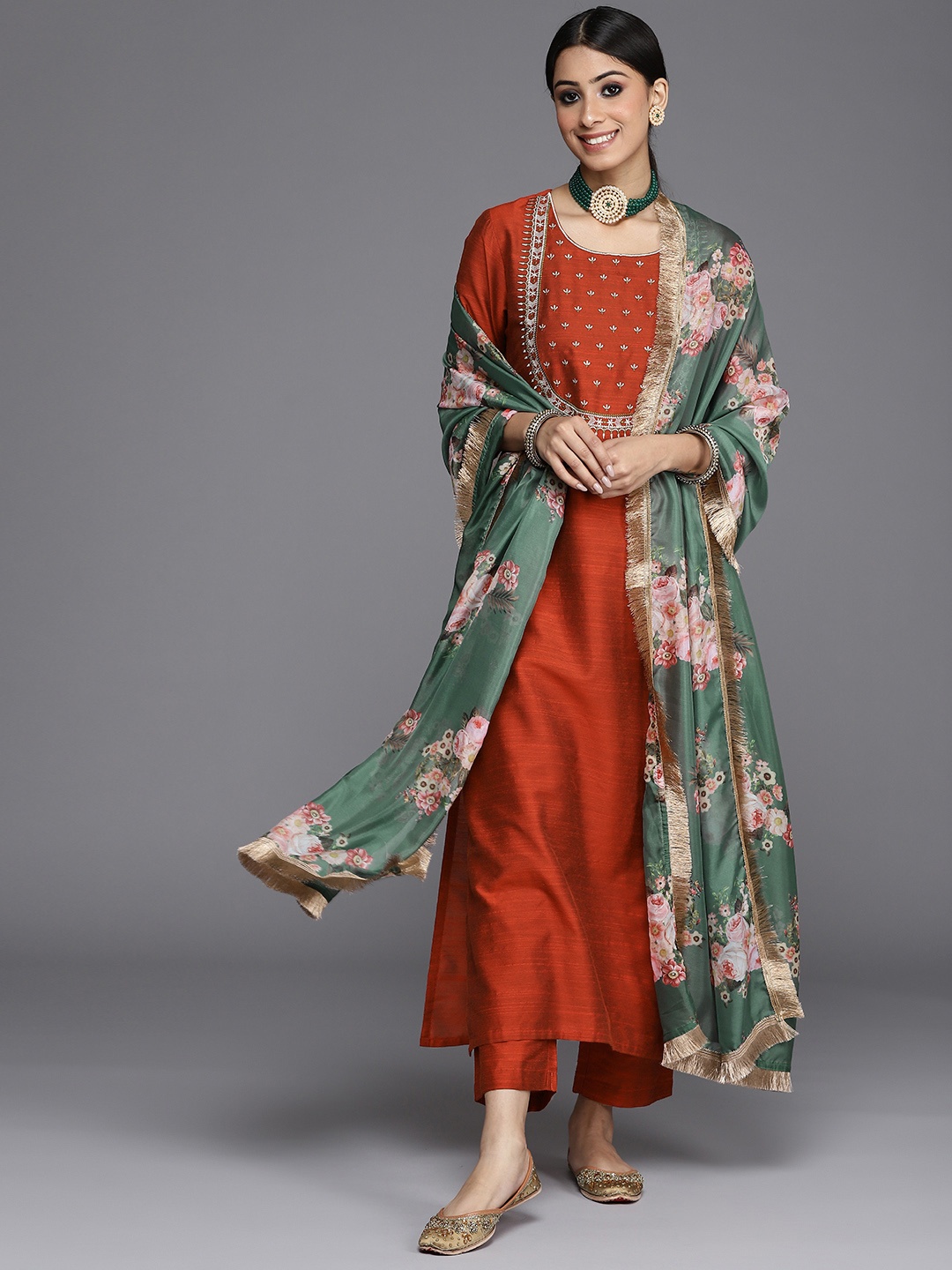 

Varanga Women Maroon Yoke Embroidered Kurta with Trouser & Printed Dupatta