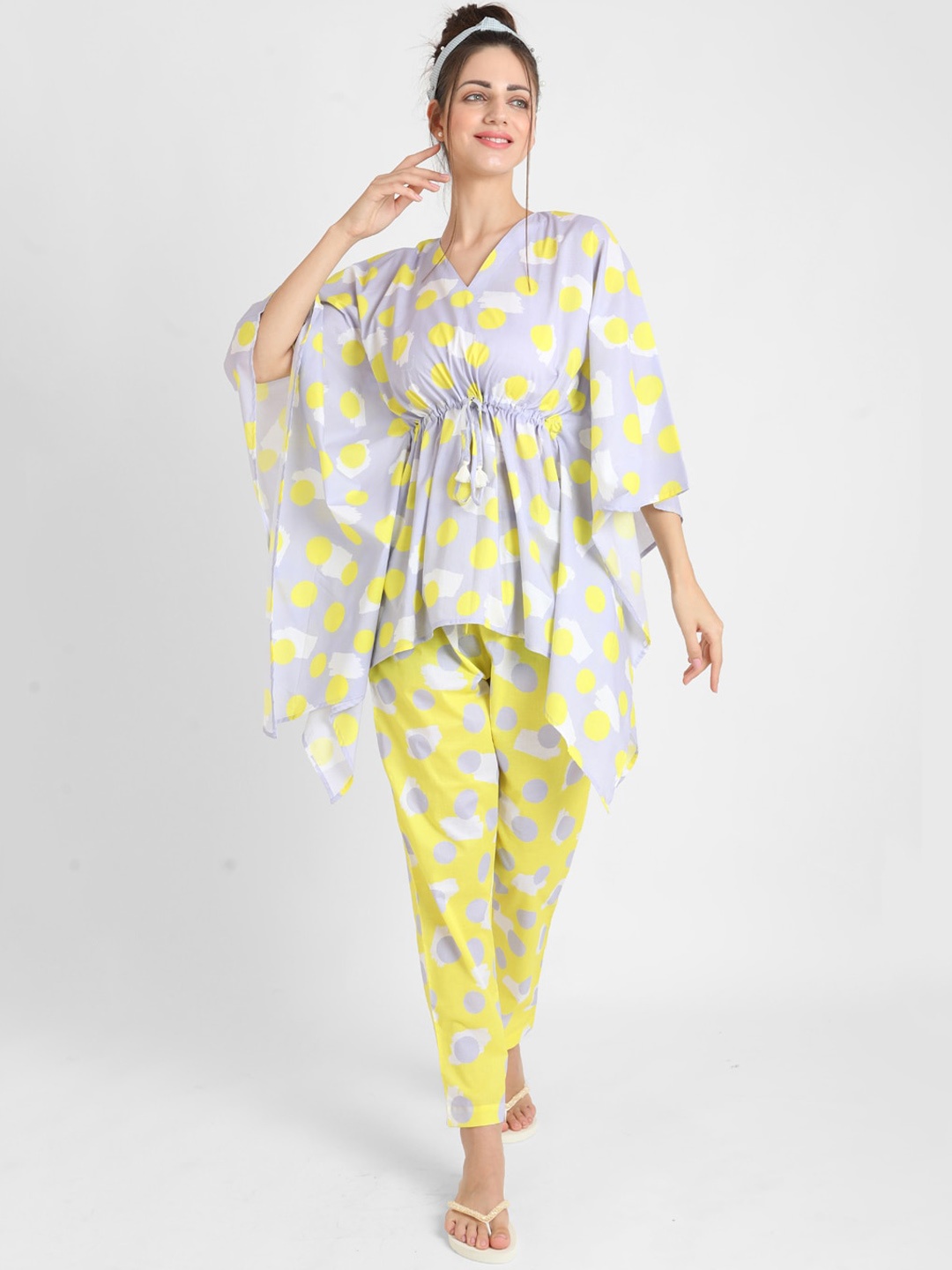 

KOOCHI POOCHI Women Grey & Yellow Printed Pure Cotton kaftan Night suit