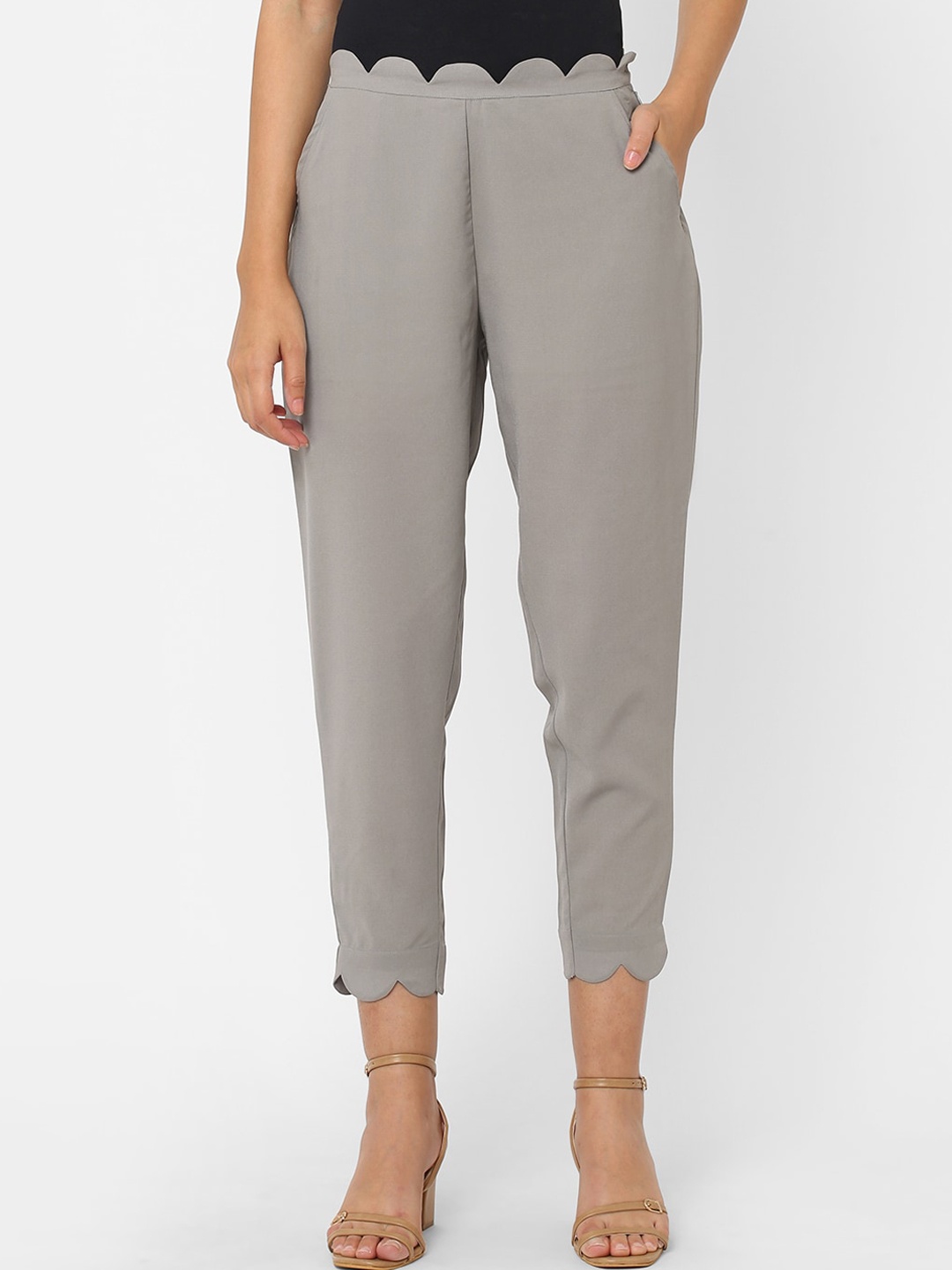 

MISH Women Grey Peg Leg Slim Fit Easy Wash Trousers