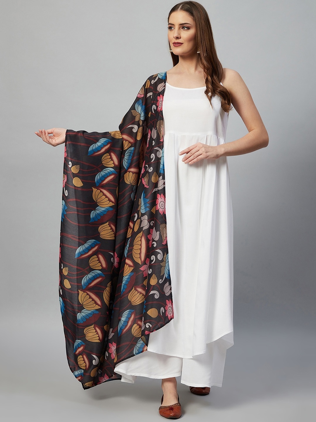 

InWeave Women White Floral Pleated Kurti with Palazzos & With Dupatta