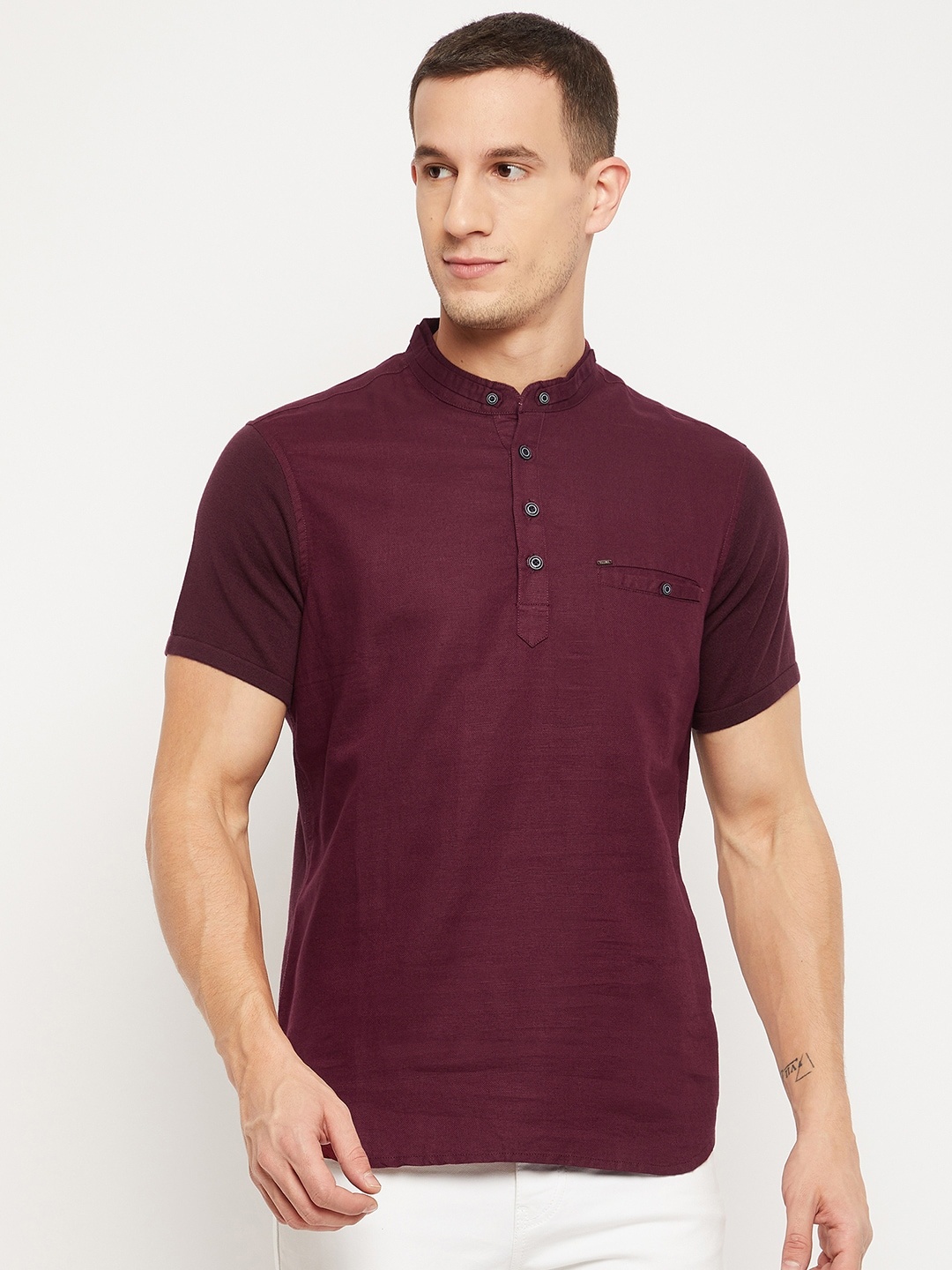 

Octave Men Maroon Solid Mandarin Collar Cotton T-shirt