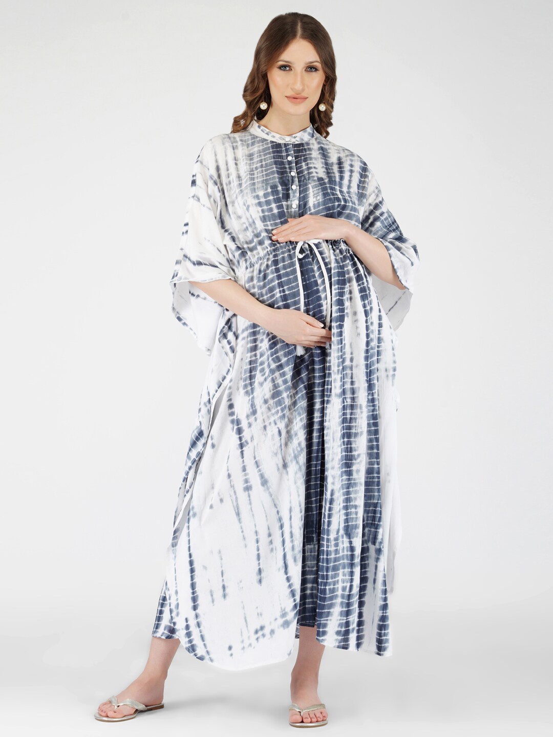 

Momsoon Maternity Women White Tie and Dye Dyed Kaftan Maxi Dress