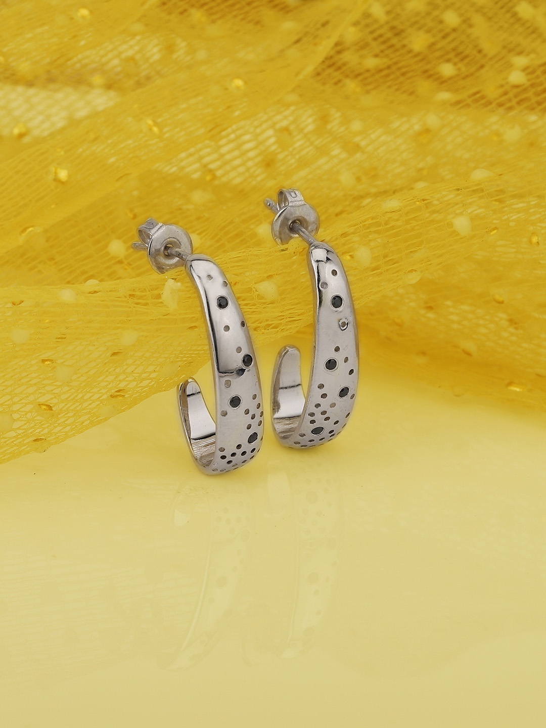 

Carlton London Silver-Toned Rhodium-Plated Crescent Shaped Huggy Half Hoop Earrings