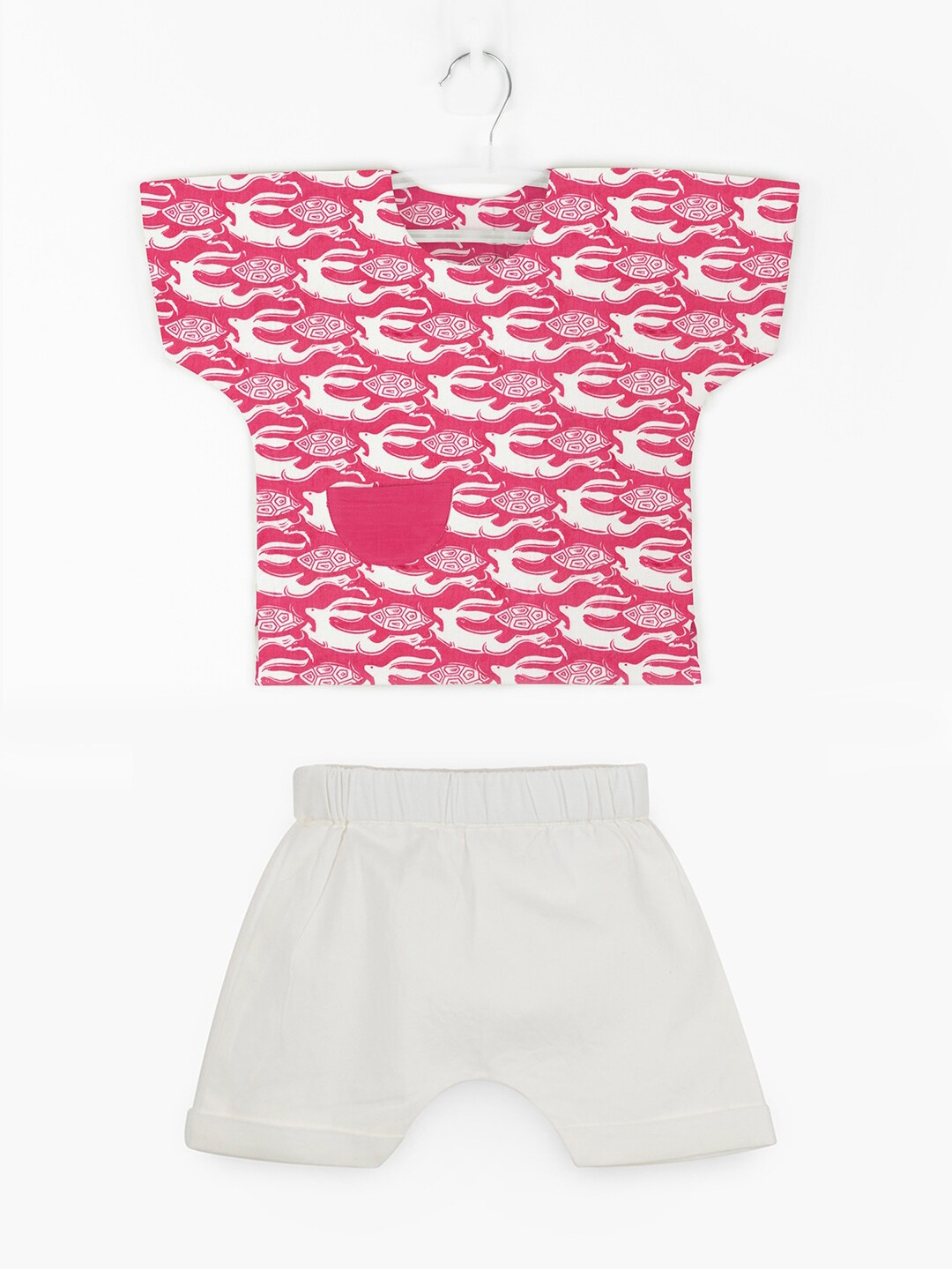

STORY TAILOR Boys Pink & White Printed Pure Cotton Top with Harrem Shorts
