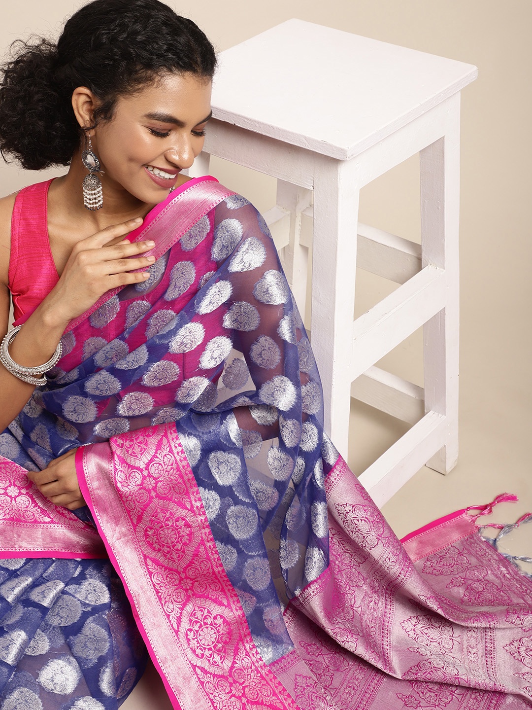 

Leeza Store Navy Blue & Pink Woven Design Organza Taant Saree