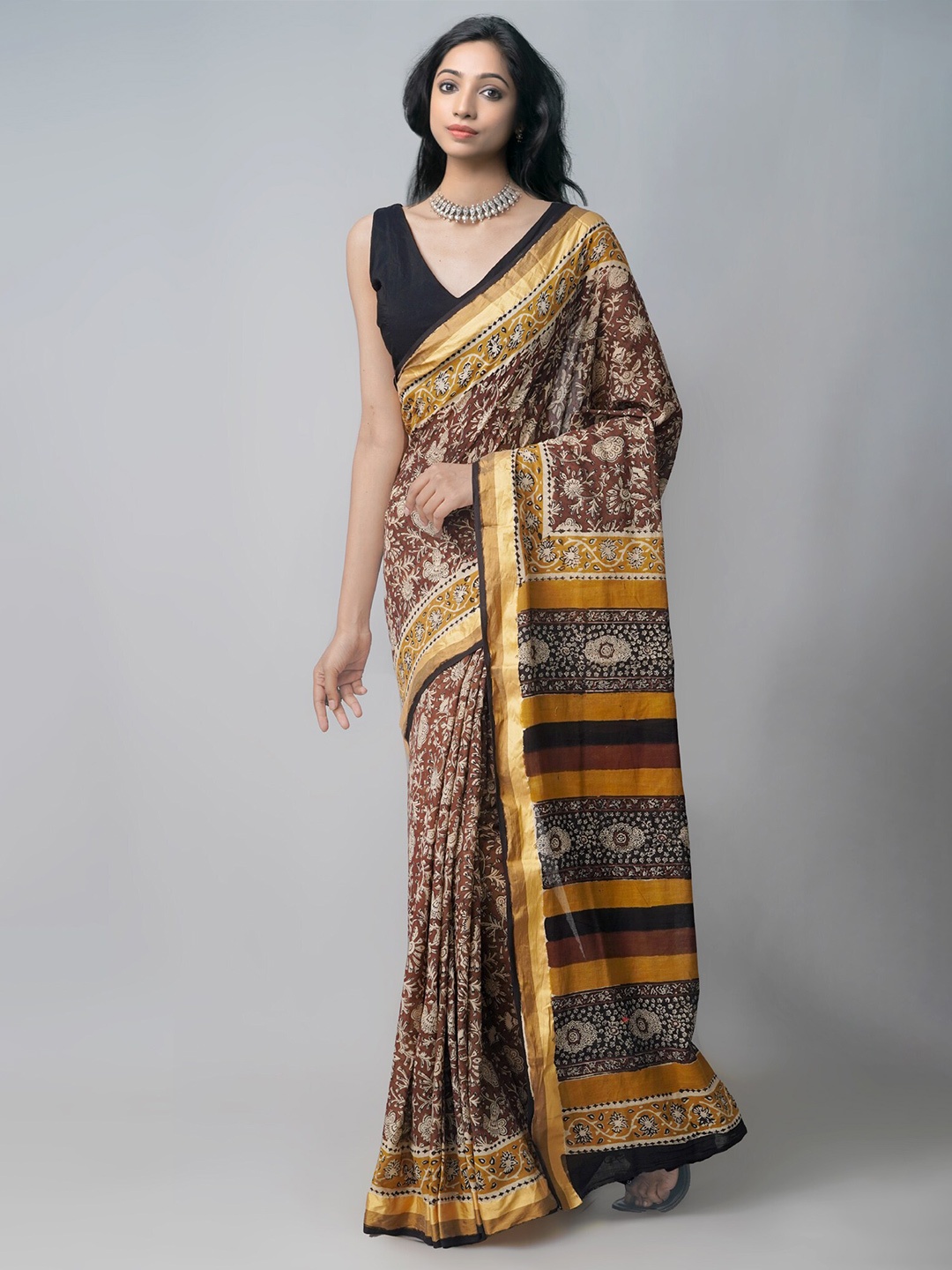 

Unnati Silks Brown & White Ethnic Motifs Zari Pure Cotton Bagru Saree