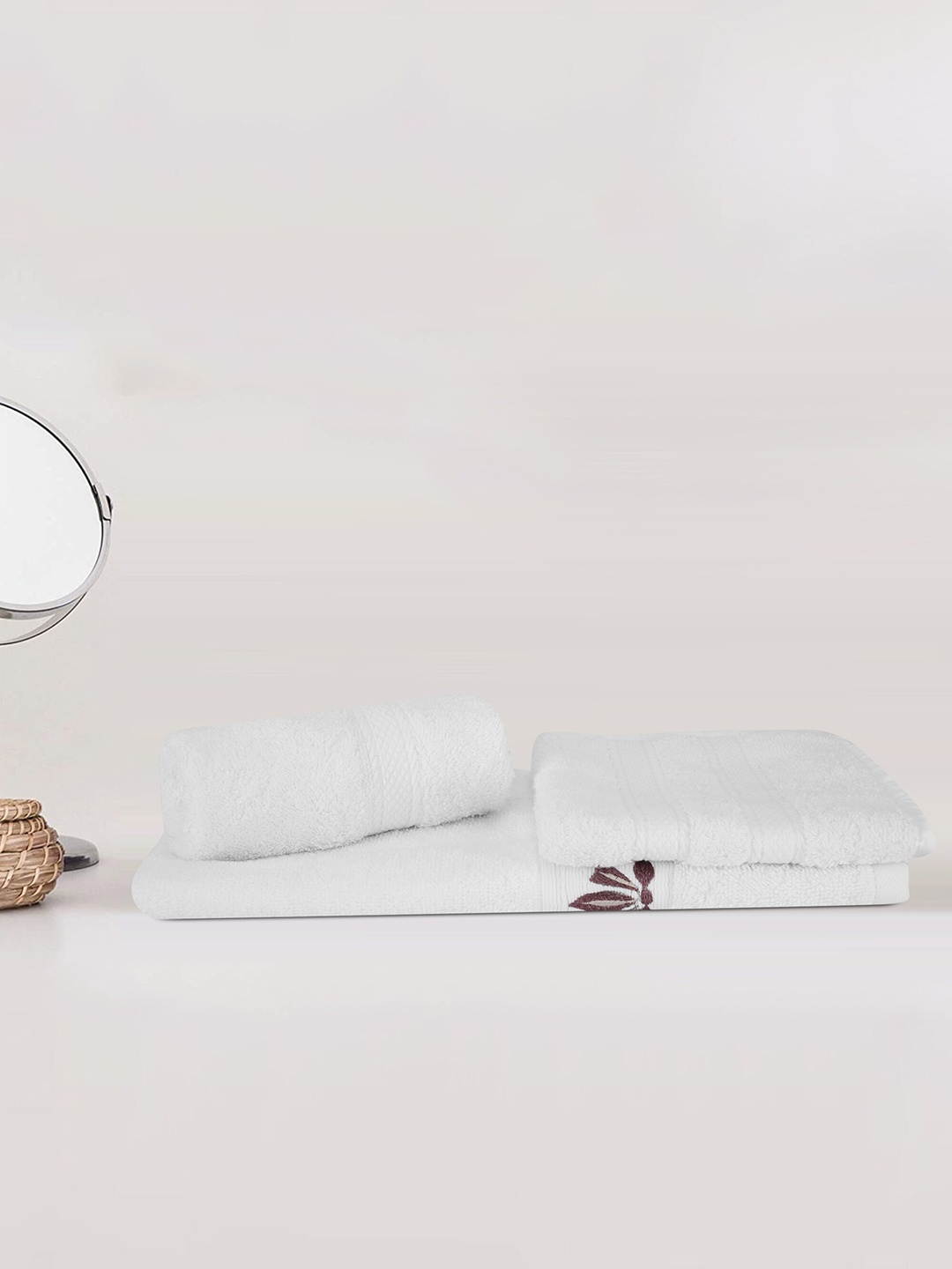 

LUSH & BEYOND Set Of 3 White Solid Cotton 500 GSM Towel Set