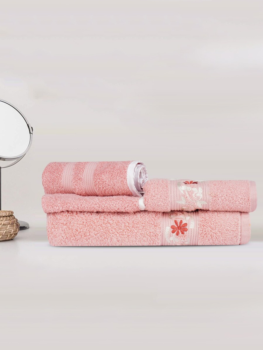 

LUSH & BEYOND Peach Set Of 4 Solid 500 GSM Pure Cotton Towel Set