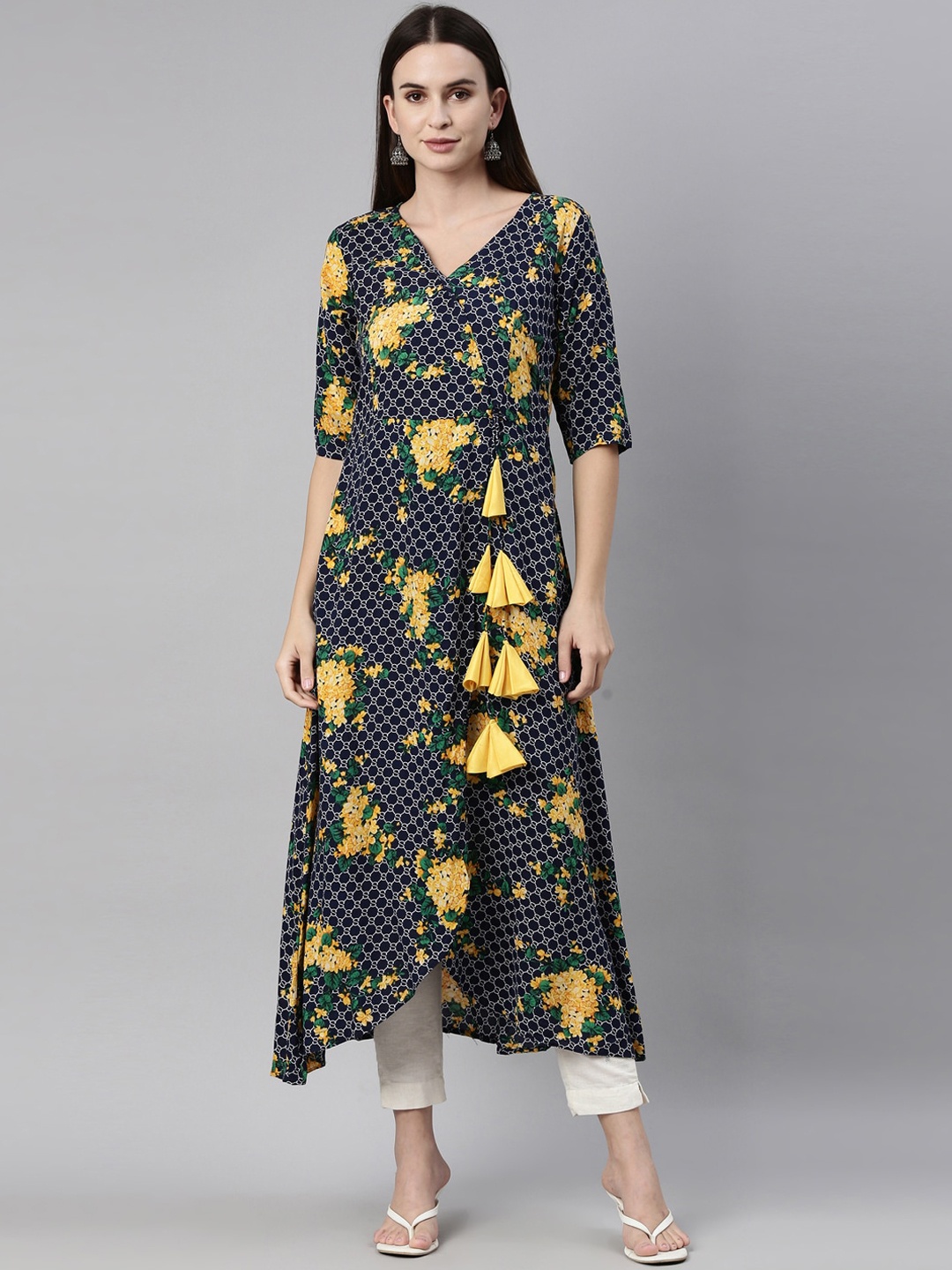 

Neerus Women Navy Blue & Yellow Floral Printed Angrakha Kurta
