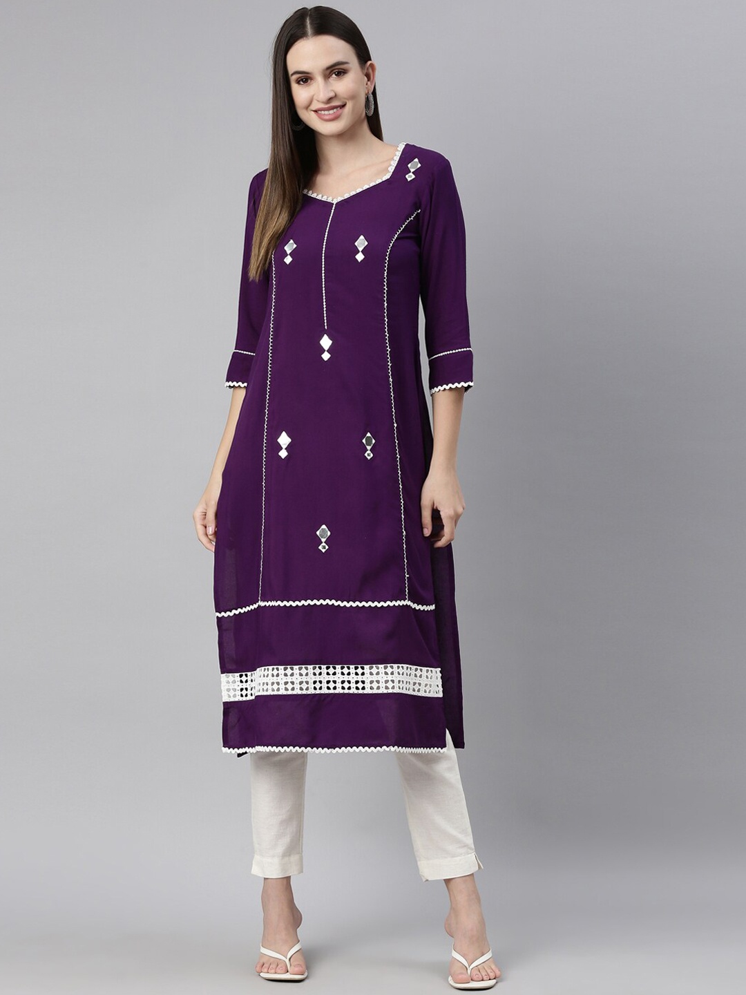 

Neerus Women Purple Embroidered Thread Work Kurta