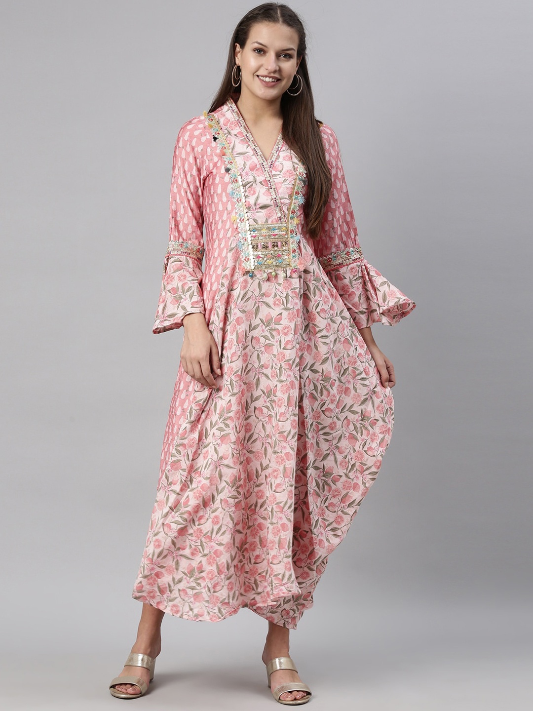 

Neerus Women Pink Floral Printed Flared Sleeves Mirror Work Kurta