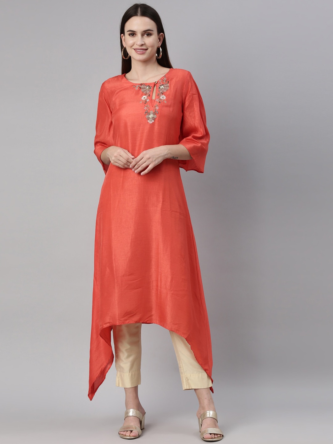 

Neerus Women Red Embroidered Keyhole Neck Thread Work Kurta