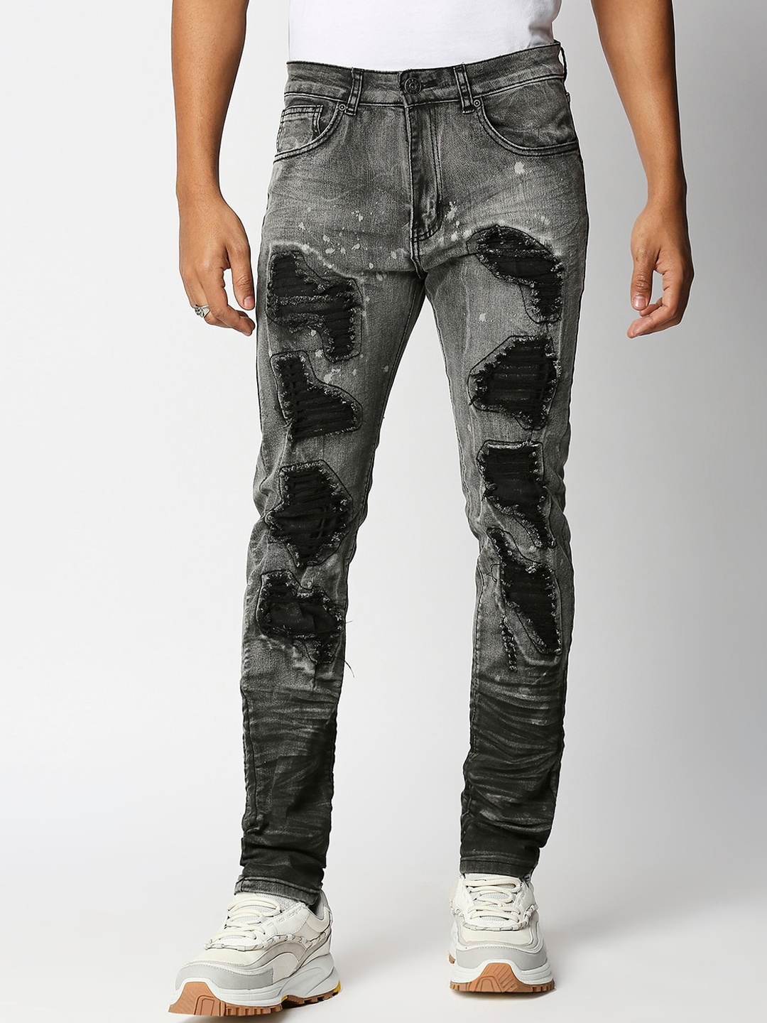 

WAIMEA Men Black Skinny Fit Highly Distressed Heavy Fade Embellished Stretchable Jeans