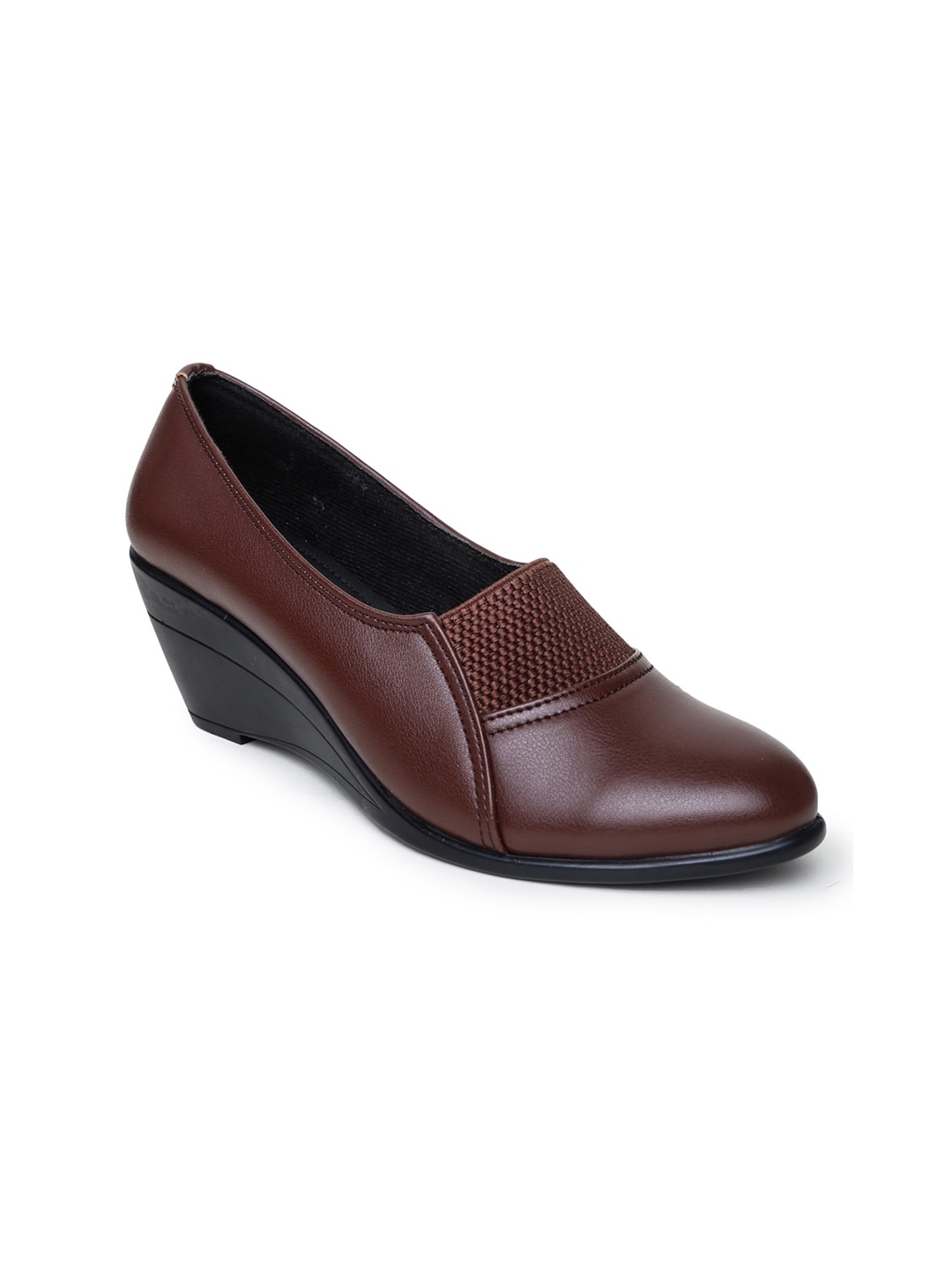 

VALIOSAA Brown Work Wedge Pumps