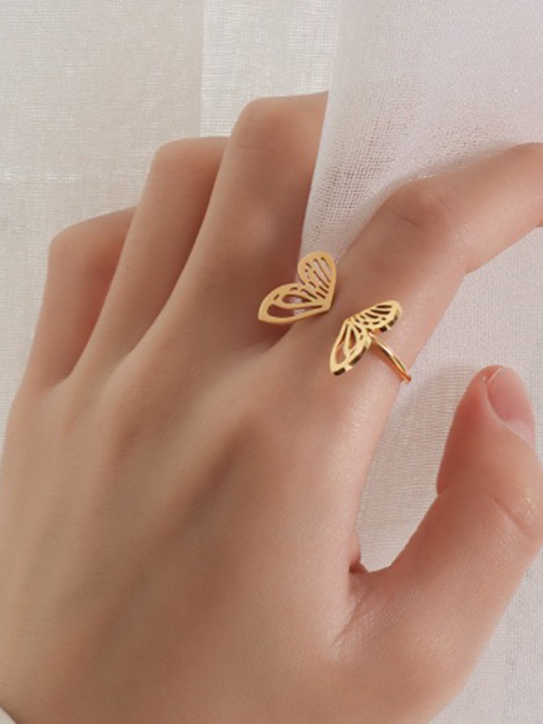 

WHITE LIES 18K Gold-Plated Adjustable Butterfly Finger Ring