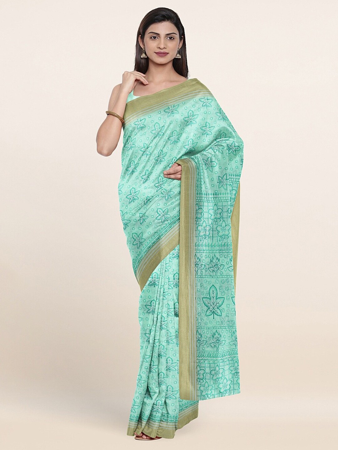 

Pothys Sea Green & Gold-Toned Floral Saree