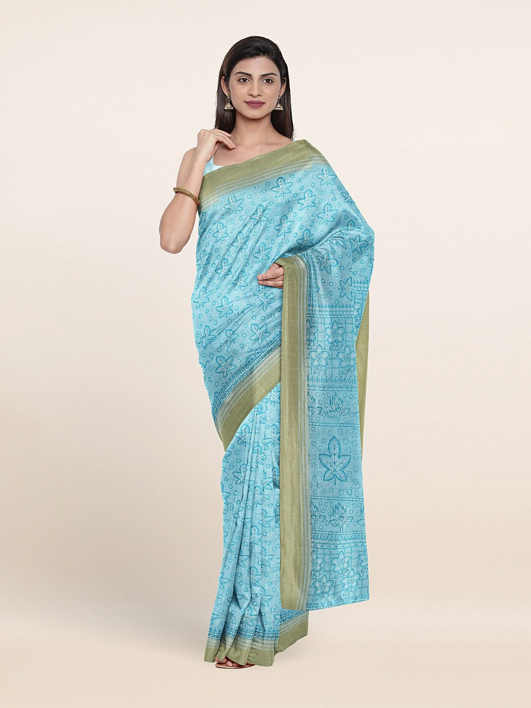 

Pothys Blue & Gold-Toned Floral Saree