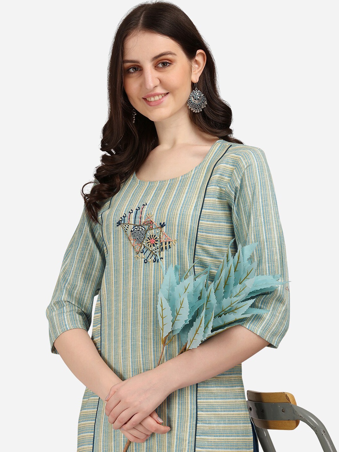 

KALINI Women Blue Embroidered Beads and Stones Straight Kurta with Palazzos