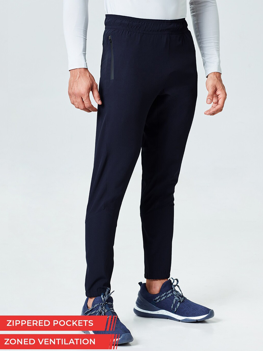

The Souled Store Men Pure Cotton Solid Enduro Joggers, Navy blue