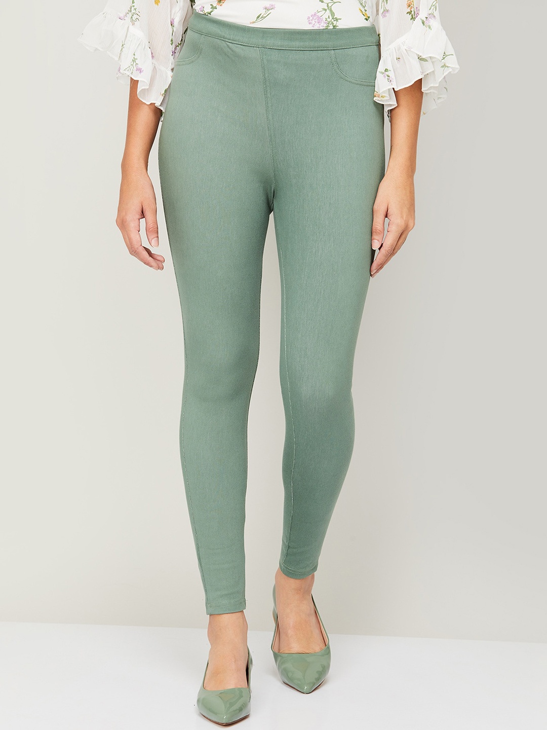 

Fame Forever by Lifestyle Women Green Skinny Fit High-Rise Trousers