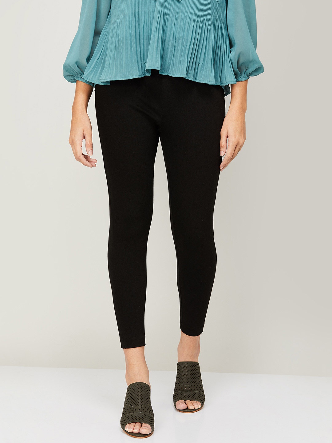 

Ginger by Lifestyle Women Black Slim Fit High-Rise Trousers
