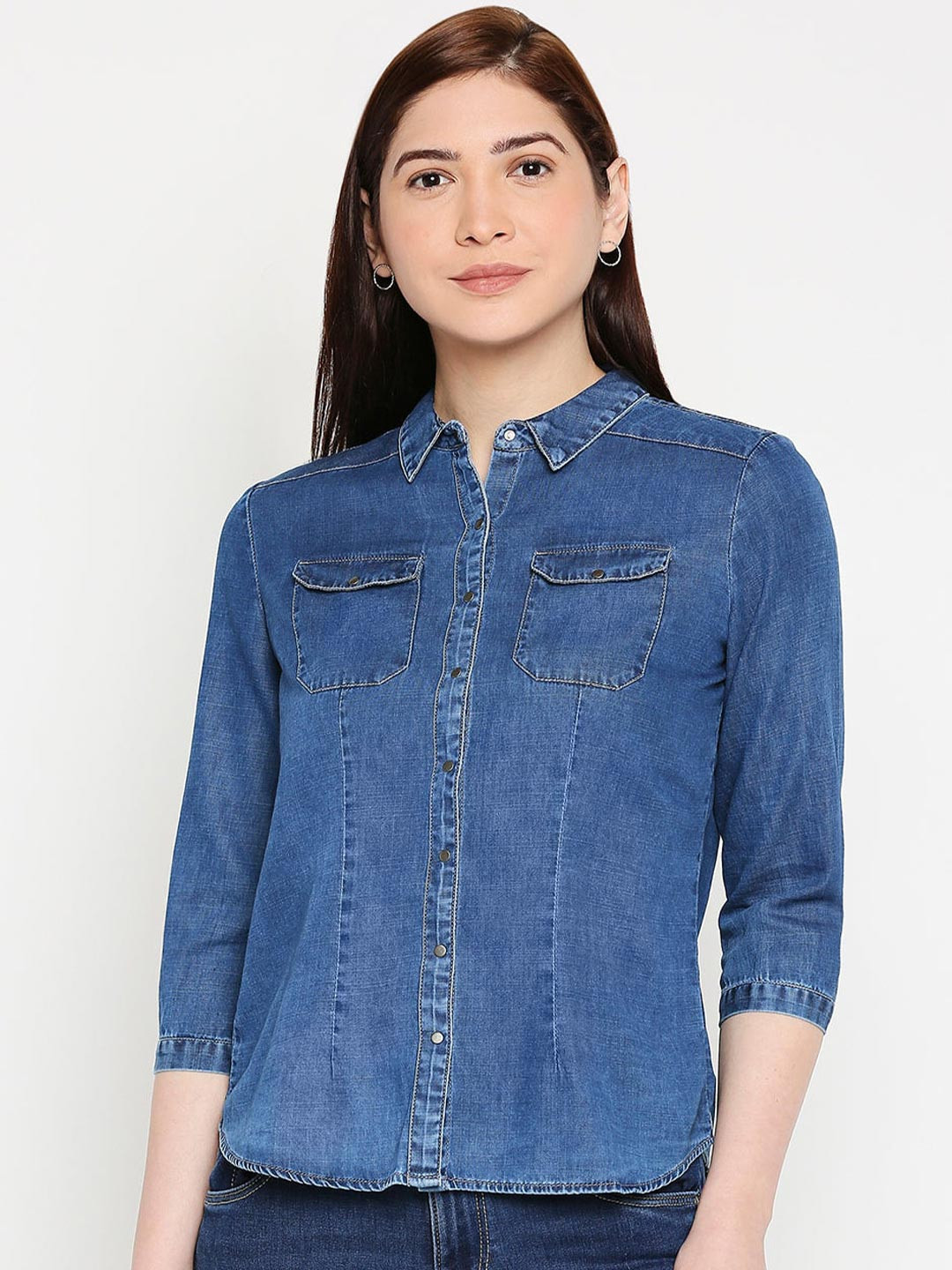 

Kraus Jeans Women Blue Slim Fit Faded Cotton Casual Shirt