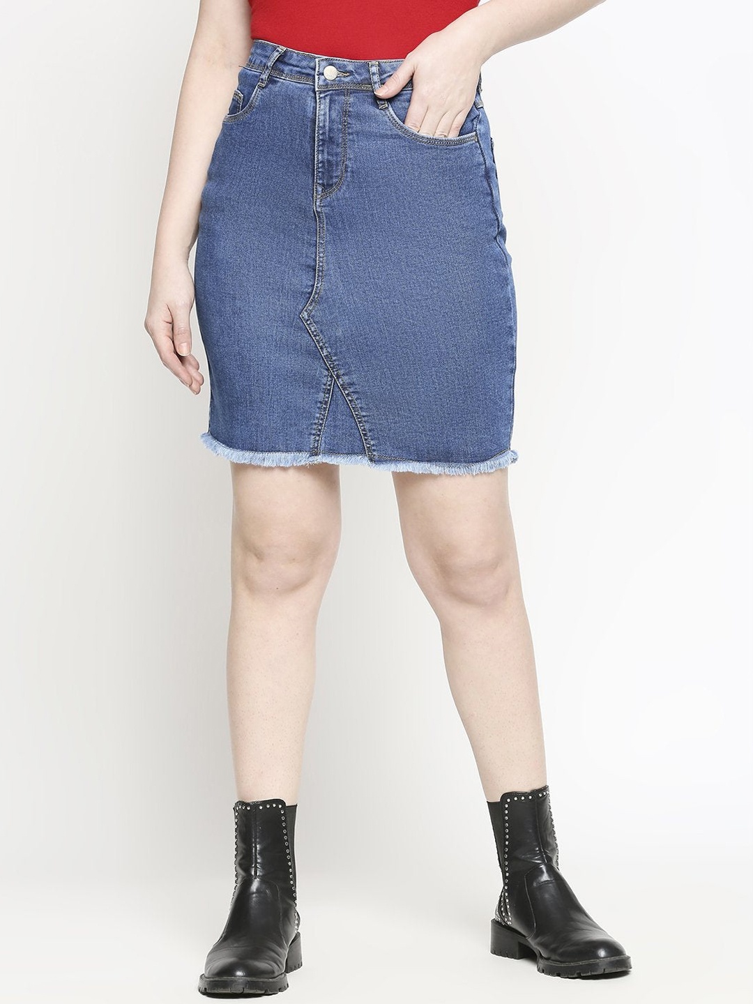 

Kraus Jeans Women Blue Solid Above Knee Straight Denim Skirt