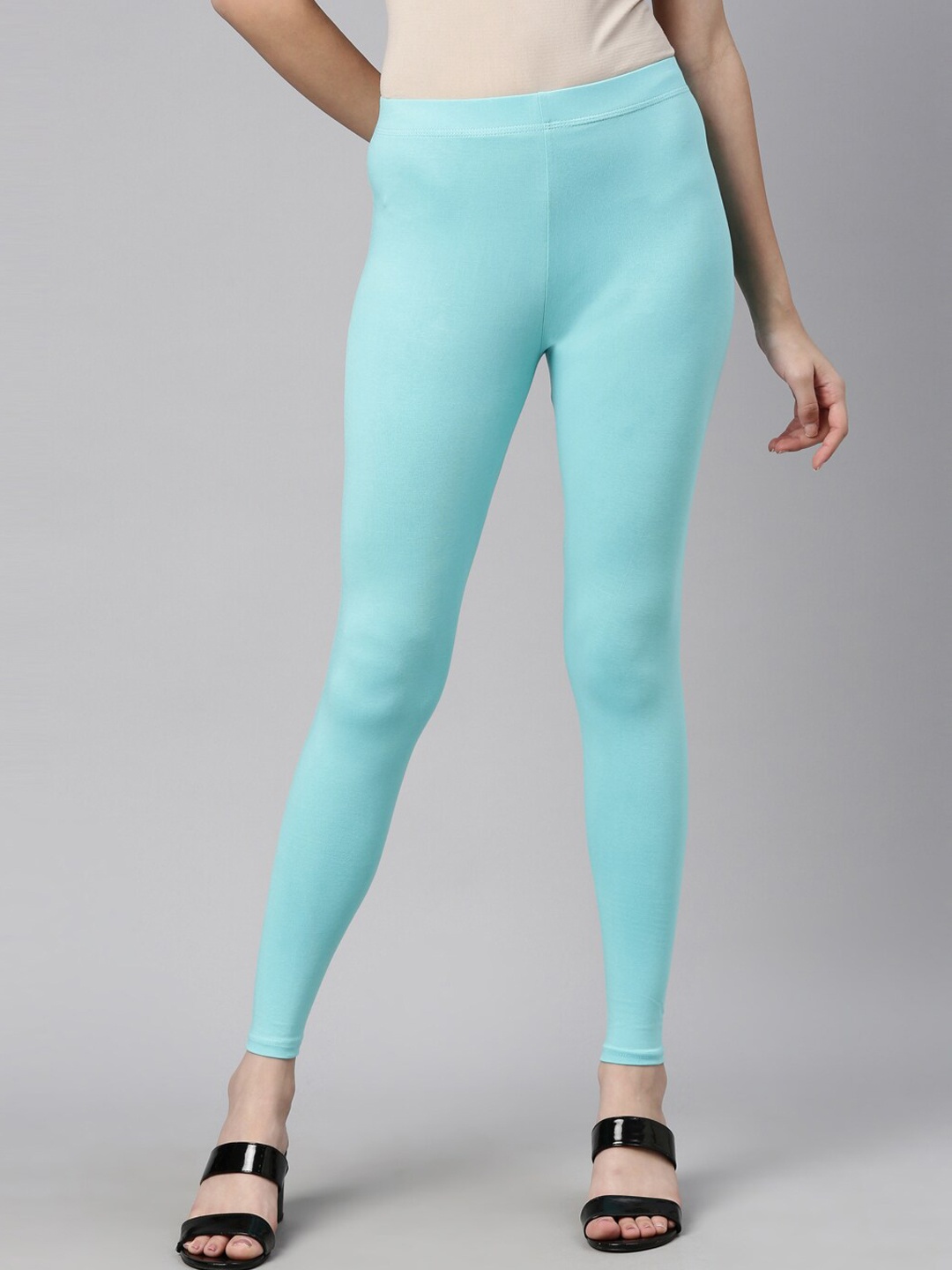 

Curare Women Blue Solid Ankle-Length Leggings
