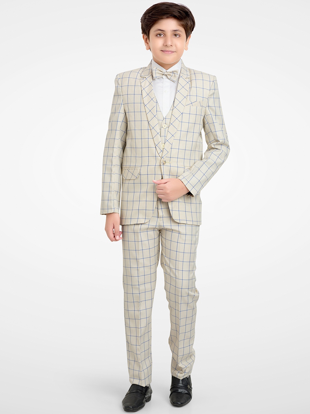 

Jeetethnics Boys Beige & Blue Checked Single-Breasted 4-Piece Suit