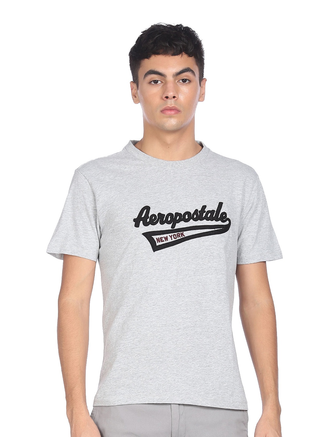 

Aeropostale Men Grey Appliqued Cotton Logo T-shirt