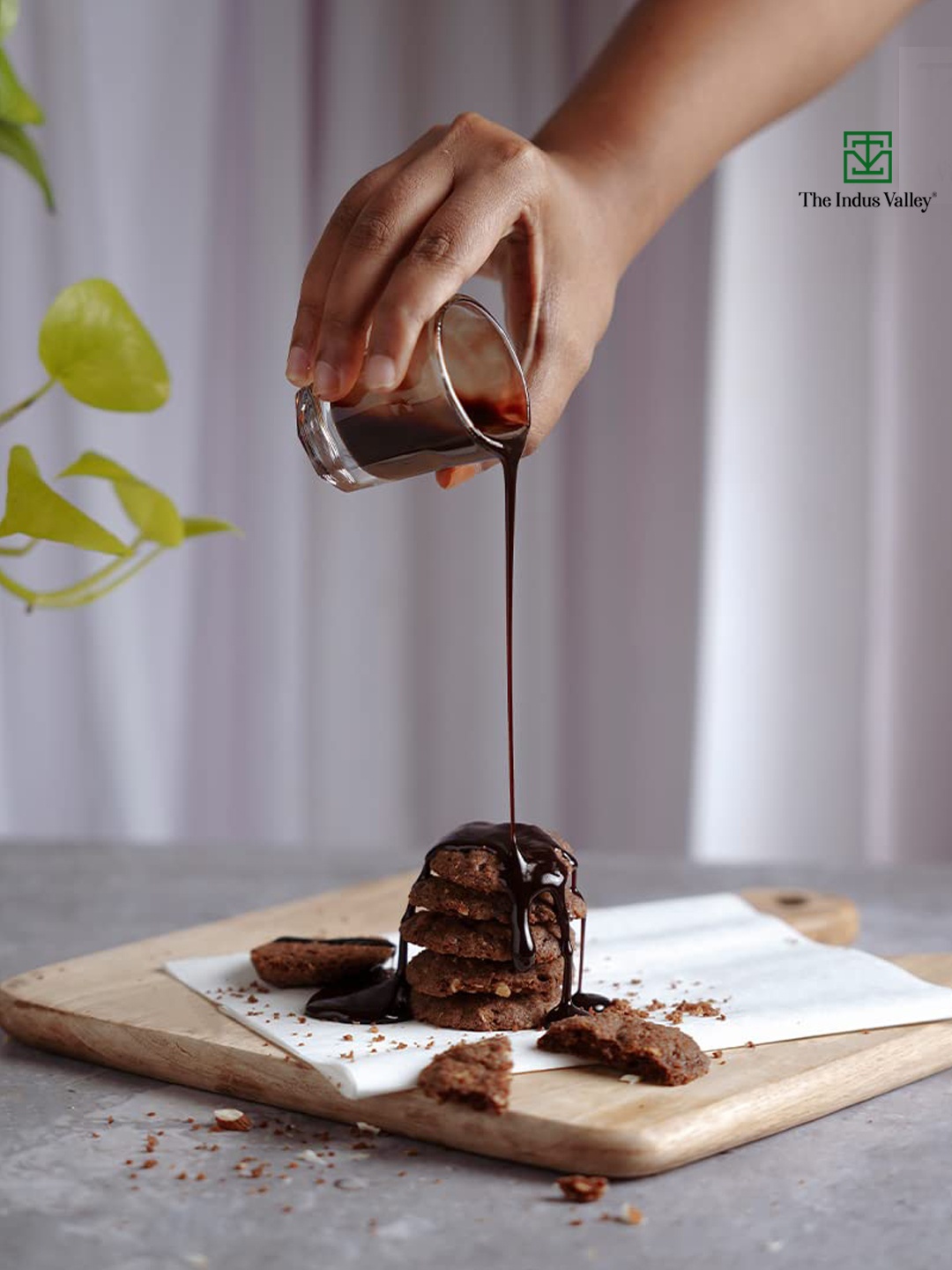 

The Indus Valley Brown Solid Mango Wood Chopping Board