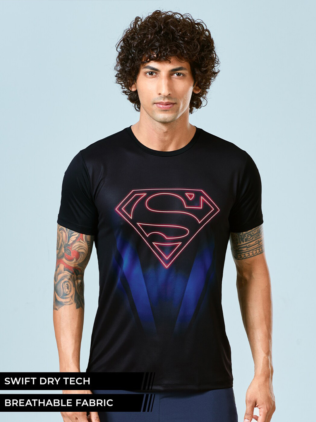

The Souled Store Men Black Superman Printed T-shirt
