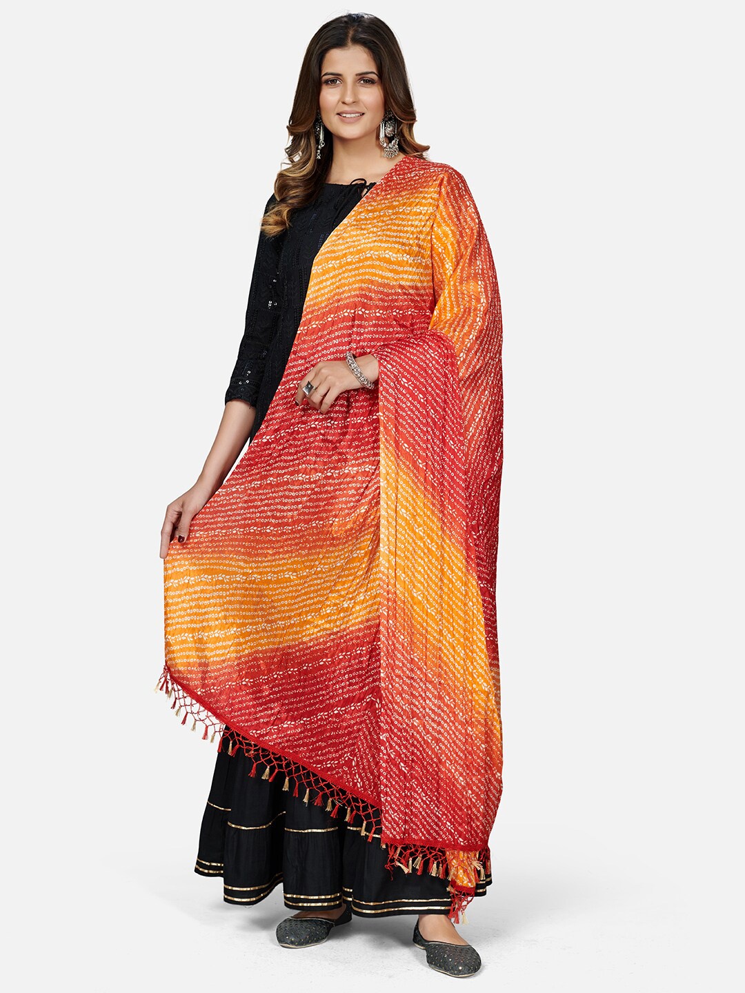 

Vbuyz Women Multicoloured Printed Pure Silk Bandhani Dupatta, Multi