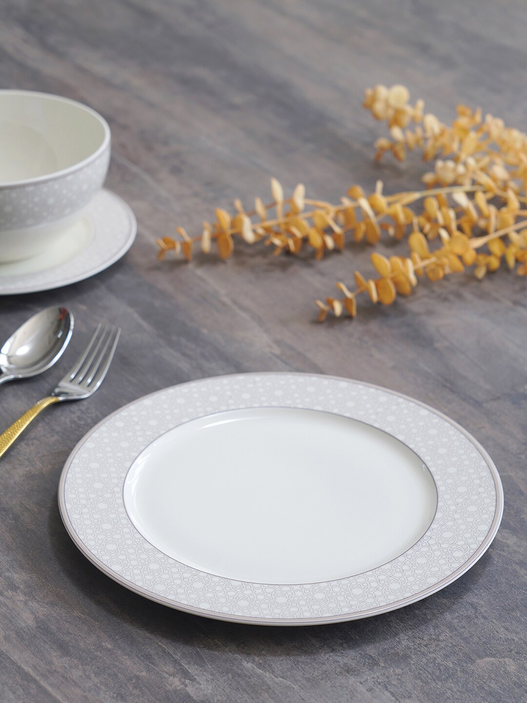 

Pure Home and Living Off White & Grey Ceramic Round Serving Platter