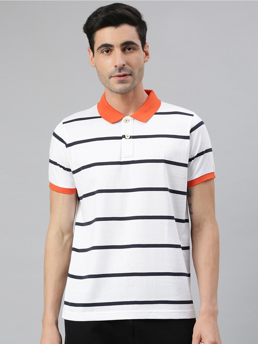 

MR BUTTON Men White Striped Polo Collar Applique Slim Fit T-shirt