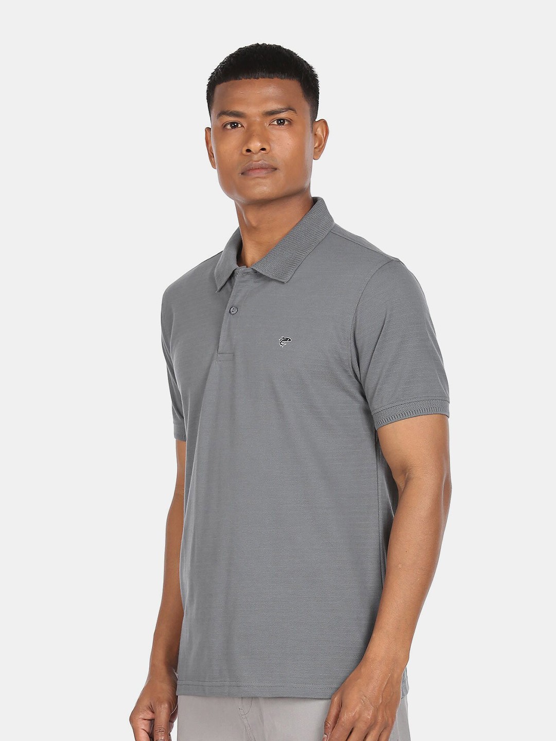 

Ruggers Men Grey Polo Collar T-shirt