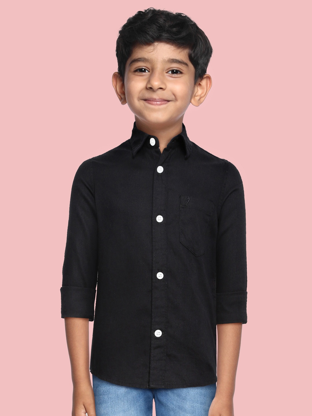 

Indian Terrain Boys Black Pure Cotton Casual Shirt