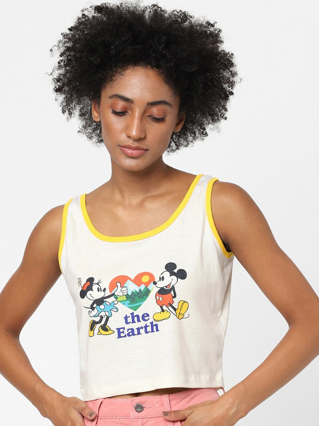 

ONLY Women White Mickey & Minnie Printed Slim Fit Crop T-shirt