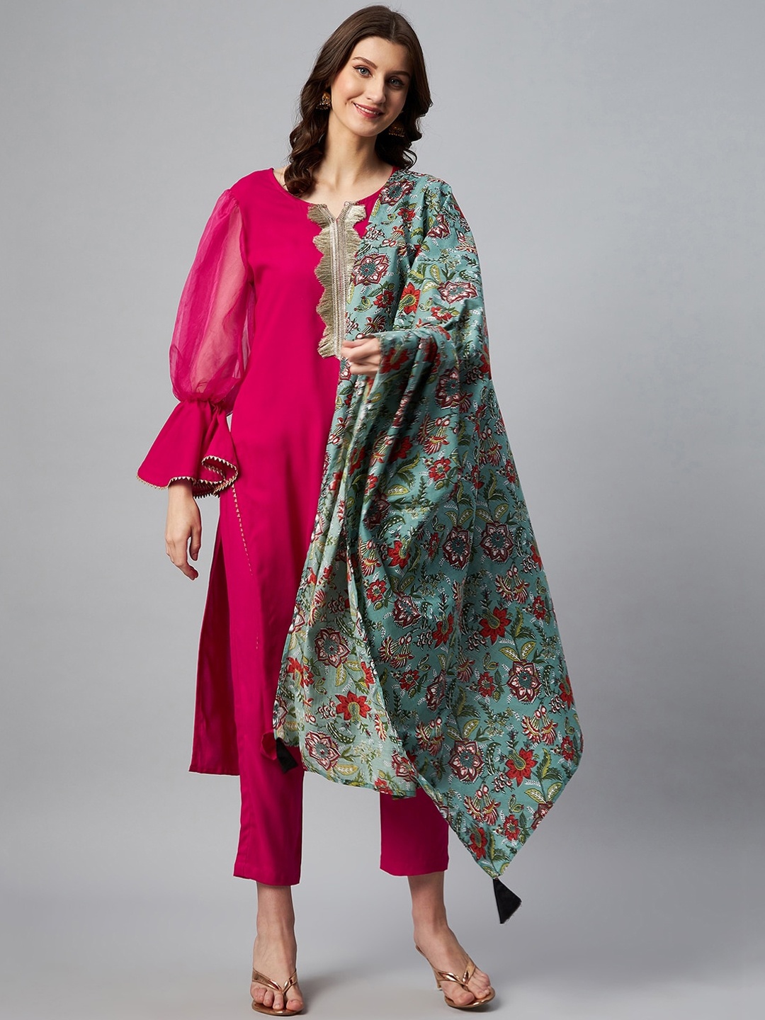 

InWeave Women Fuchsia & Sea Green Floral Puff Sleeves Kurta with Trousers & With Dupatta