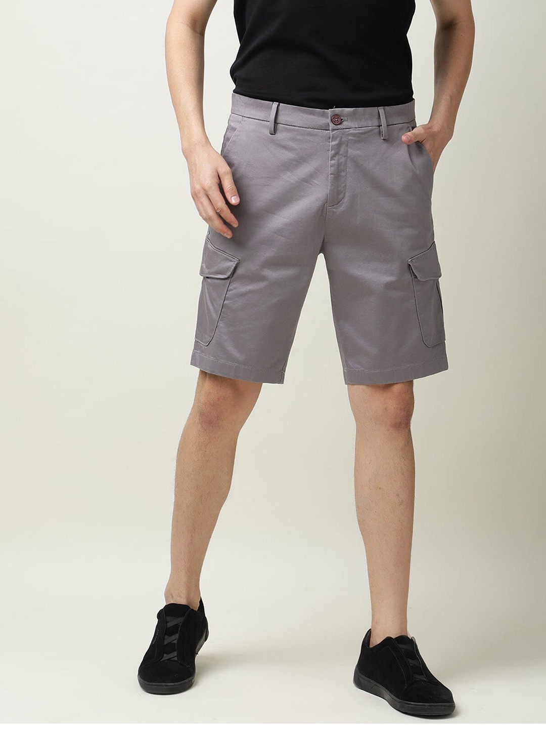 

RARE RABBIT Men Shows Slim Fit Mid-Rise Cargo Shorts, Grey