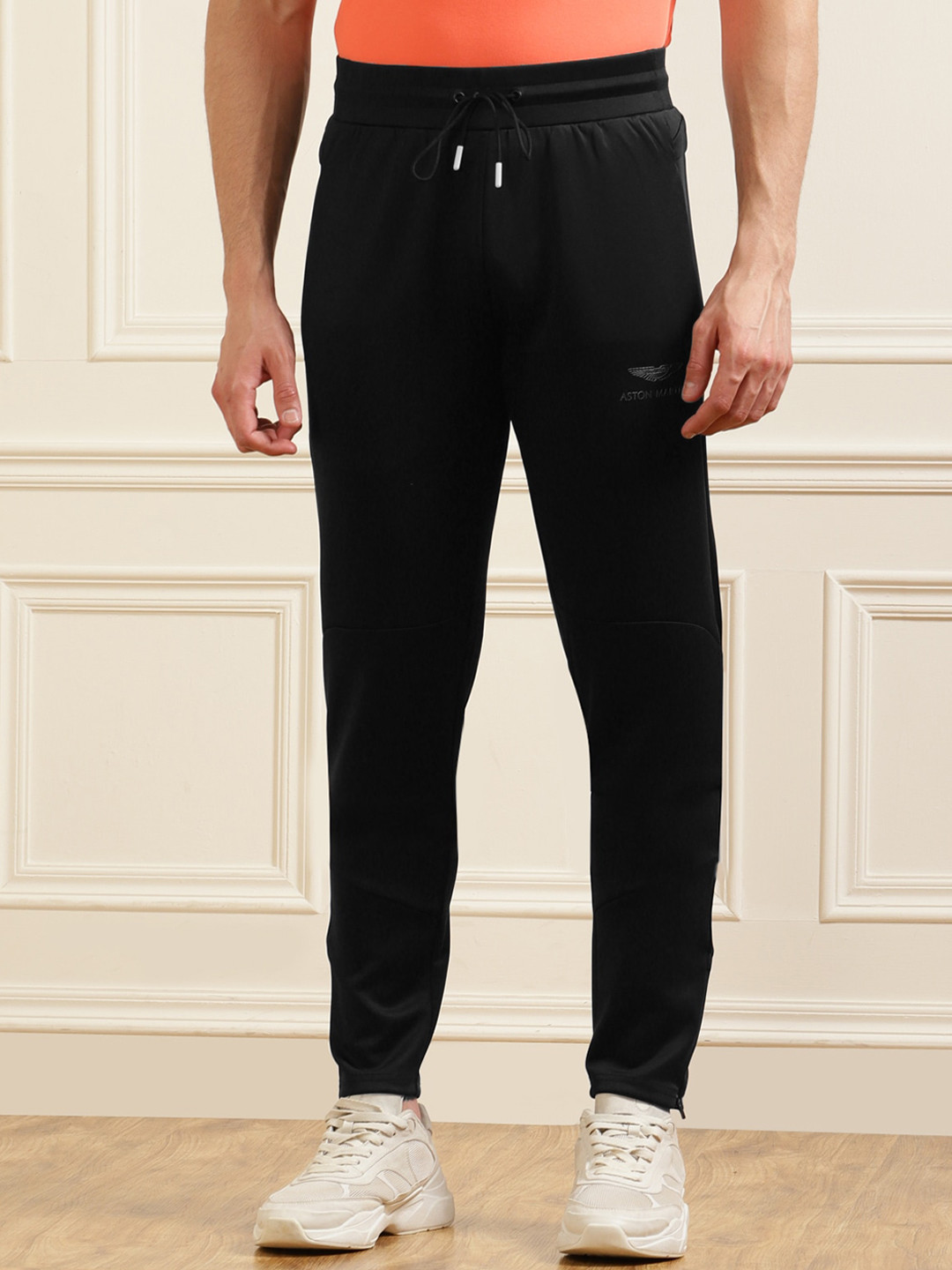 

HACKETT LONDON Men Black Solid Joggers
