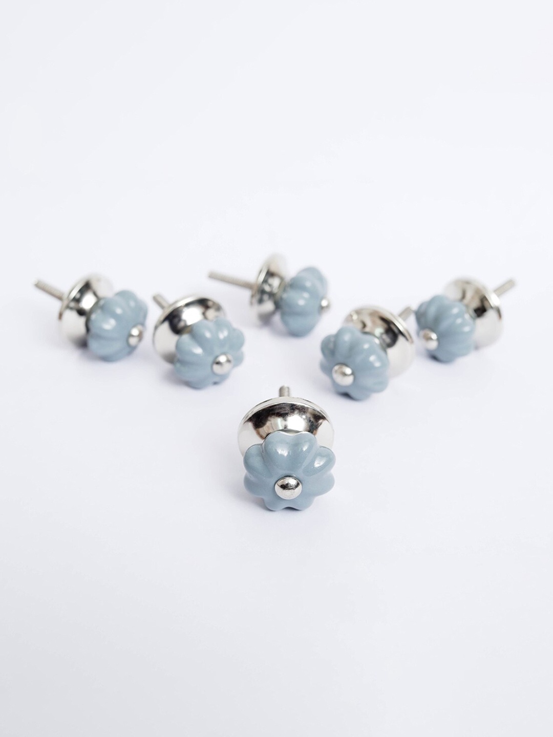 

Home Centre Grey Set of 6 Corsica Venice Floral Ceramic Drawer Knobs