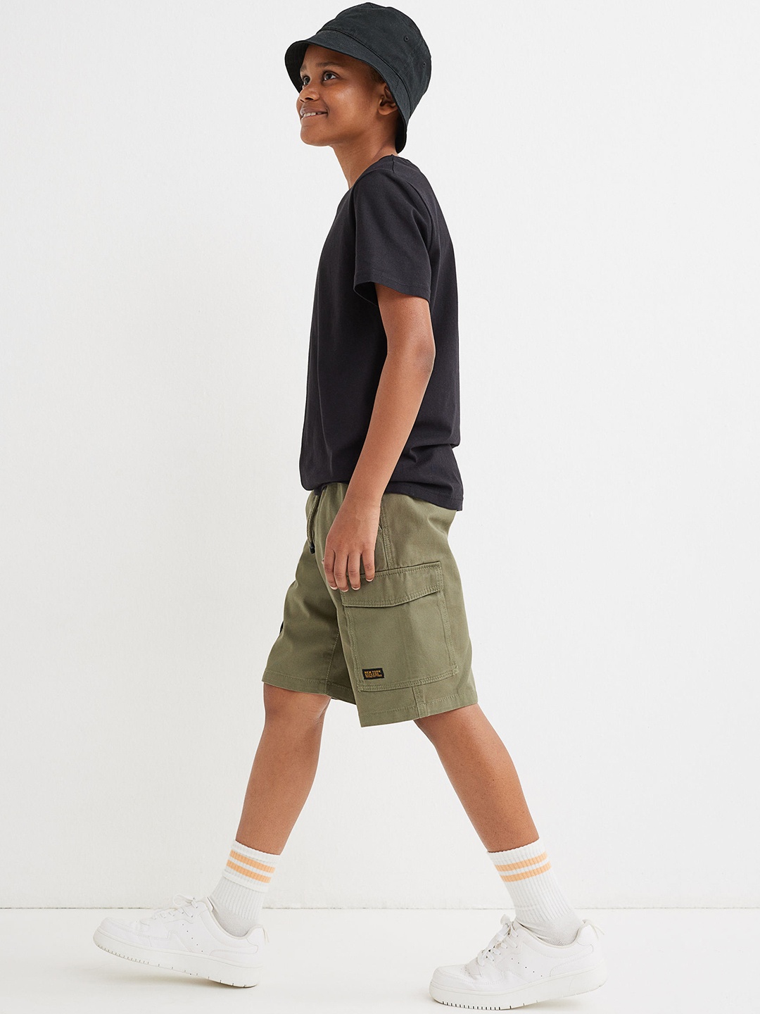 

H&M Boys Green Cargo Shorts